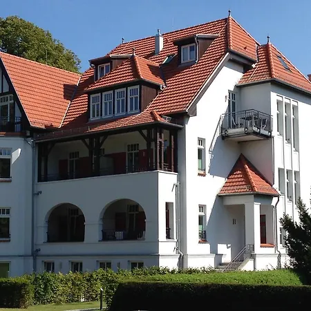 Loewenstein Διαμέρισμα Ostseebad Kühlungsborn