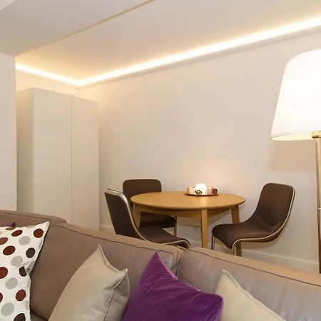 Loewenstein Appartement *