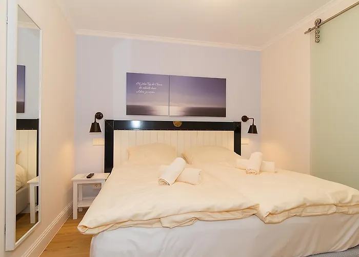 Loewenstein Apartment *